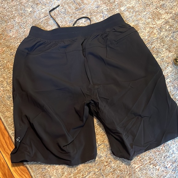 lululemon T.H.E. Linerless Shorts - Picture 3 of 5